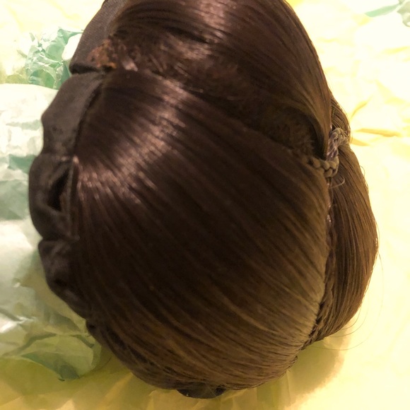 Hair Bun Just Pin On - Picture 2 of 3